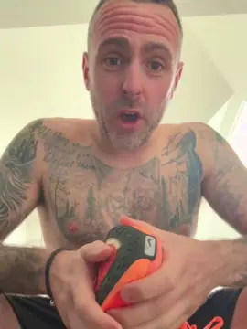 Cam4 Sex Cam of RagingRomeo