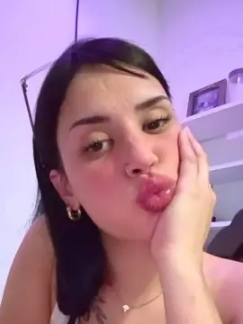 Cam4 Live Sex Cam of soffiss
