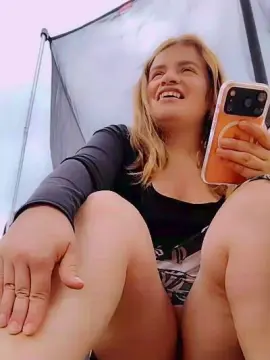 Cam4 Sex Cam of camila901