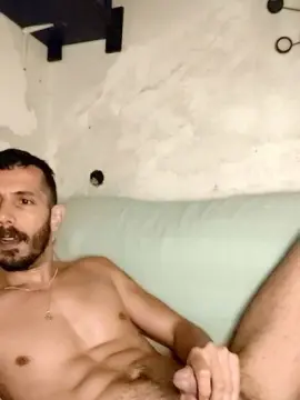 Cam4 Live Sex Cam of Araboy30