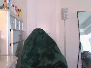 Cam4 Live Sex Cam of Butterflybootyy