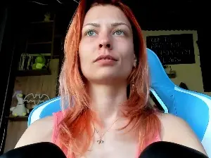 Cam4 Watch Live Sex Cams of Karoline121