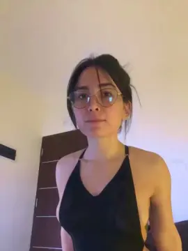 Cam4 Free Live Porn of maite54