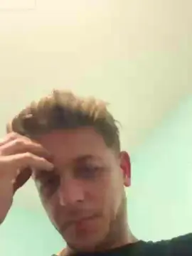 Cam4 Sex Chat of maxiklz1