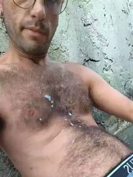 Cam4 Live Porn of frenchyhothairy