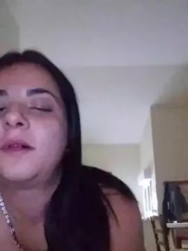 Cam4 Live Porn of juliet43