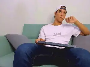 Cam4 Sex Chat of KyrozStorm