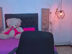 Cam4 Adult Video Chat of Antonella_mc