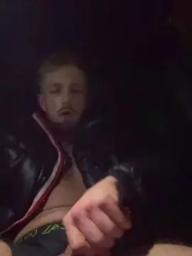 Cam4 Live Sex Cam of Liamh1967