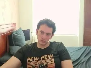 Cam4 Live Sex of Serguioguecha33