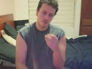 Cam4 Sex Cam of Serguioguecha33