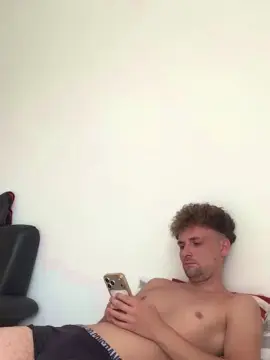 Cam4 Live Porn of youngplayboymm