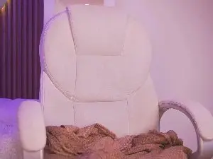 Cam4 Live Sex Cam of Saracollins1