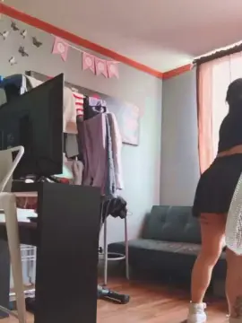 Cam4 Watch Live Sex Cams of charlott26