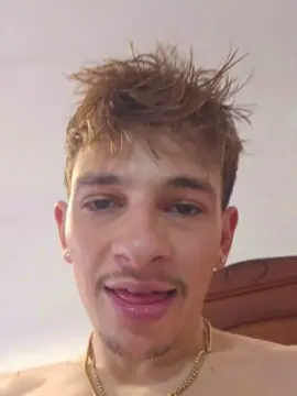 Cam4 Live Porn of CezarCc