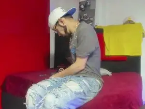 Cam4 Live Sex of Mark_Splinter09