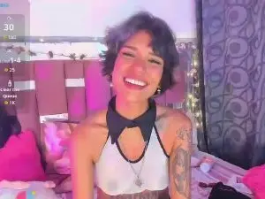 Cam4 Live Porn of orianaasaenz