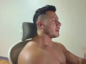Cam4 Private Sex Chat of DominicVeins