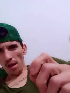 Cam4 Live Sex of adrian19921