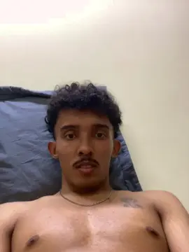 Cam4 Free Live Porn of MavyFelipe
