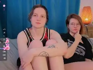 Cam4 Sex Chat of LucienneHisey