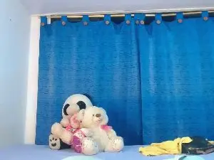 Cam4 Sex Chat of LuisaFernandaa