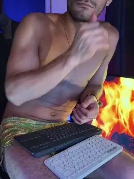 Cam4 Nude Webcam of Sexylatinogay