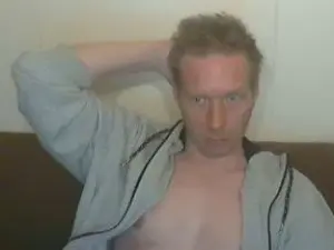 Cam4 Live Porn of JustAnotherWank