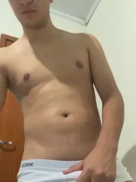 Cam4 Watch Live Sex Cams of Tavinh067