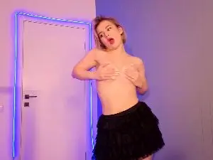 Cam4 Free Live Porn of LeeanneBozelle