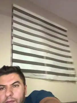 Cam4 Free Live Porn of raulgzz4