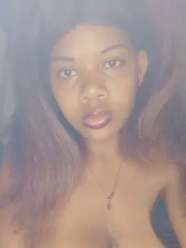 Cam4 Adult Webcam of Heritiana974
