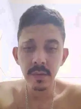 Cam4 Live Porn of Luovey21