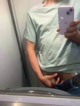 Cam4 Free Live Porn of Morbcl