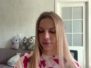 Cam4 Free Porn Cam of NydiaYauck