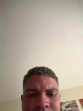 Cam4 Nude Webcam of lucasresgato3g5