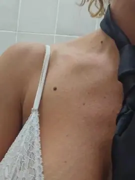 Cam4 Private Sex Chat of niceboobs_lo