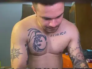 Cam4 Free Porn Cam of gamer_lol03