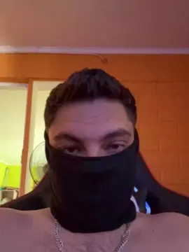 Cam4 Free Live Porn of BenJ40327