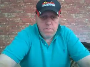 Cam4 Free Live Porn of kona_blast