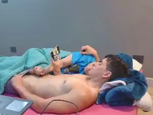 Cam4 Nude Webcam of Chamo6699