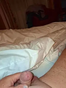 Cam4 Live Sex Cam of HornyDevil1962