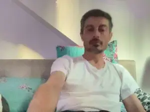 Cam4 Live Sex of ItalianinLondon