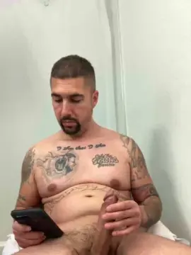 Cam4 Adult Webcam of Rawhard9