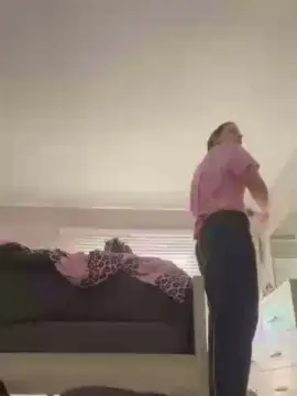 Cam4 Free Live Porn of MacyLuvv