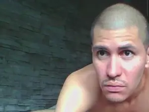 Cam4 Sex Cam of Sexylatin64
