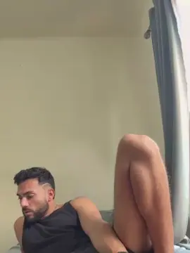 Cam4 Private Sex Chat of hernanmdz1