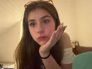 Cam4 Live Porn of GloriaHoen