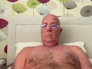 Cam4 Live Sex Cam of The_helmet7