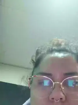 Cam4 Watch Live Sex Cams of kiki2729_xxx4